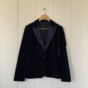 Tahari Navy Blue Velvet Blazer with Silky Accent Lapel